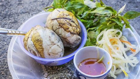 benefits of eating balut.